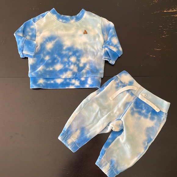 GAP Other - Gap baby tie dye ombré jogger  outfit
